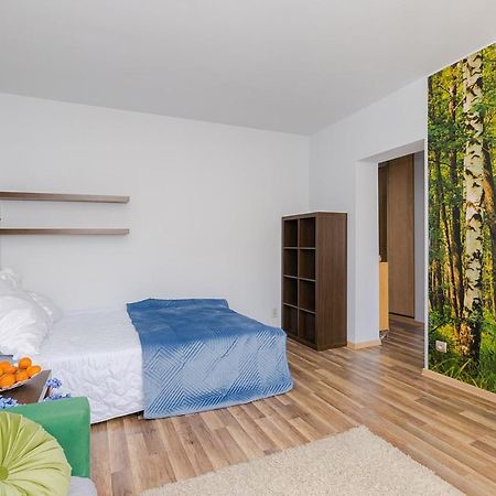 Stay With Friends In Warschau Exterior foto